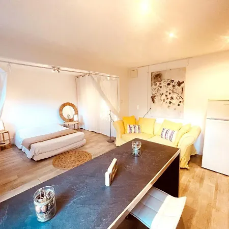 Apartment Superbe Boheme Dans Les Vignes Nimes