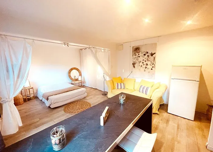 Apartamento Superbe Boheme Dans Les Vignes Nîmes